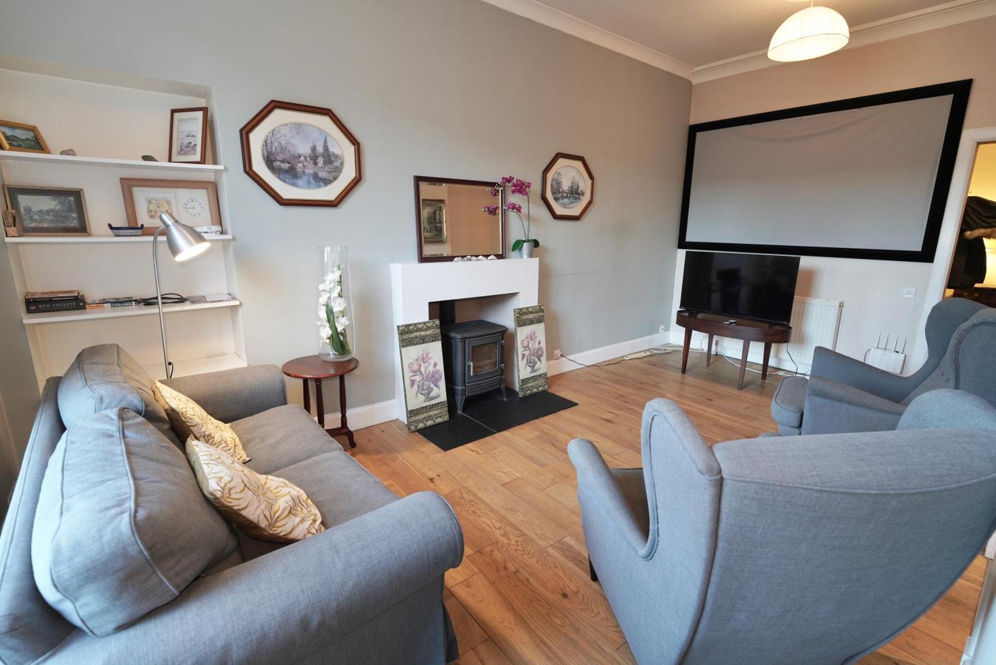 Spacious 2 Bed Apt Next To Royal Mile & Waverley Edinburgh Bagian luar foto