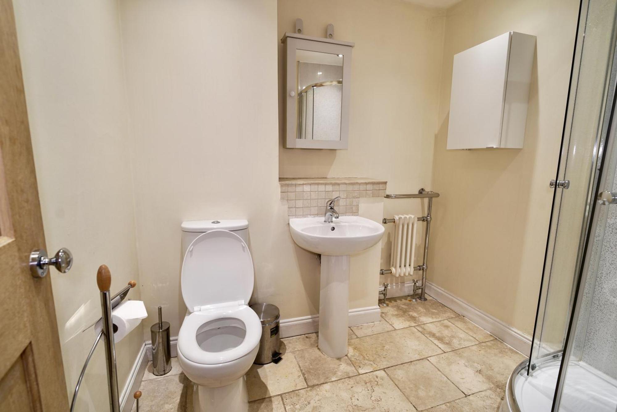 Spacious 2 Bed Apt Next To Royal Mile & Waverley Edinburgh Bagian luar foto