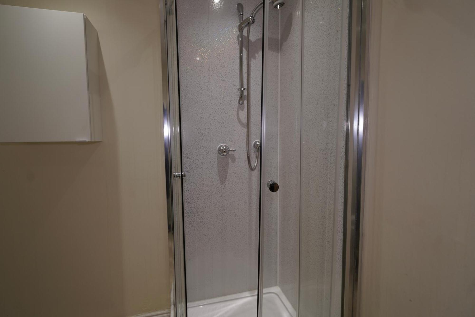 Spacious 2 Bed Apt Next To Royal Mile & Waverley Edinburgh Bagian luar foto