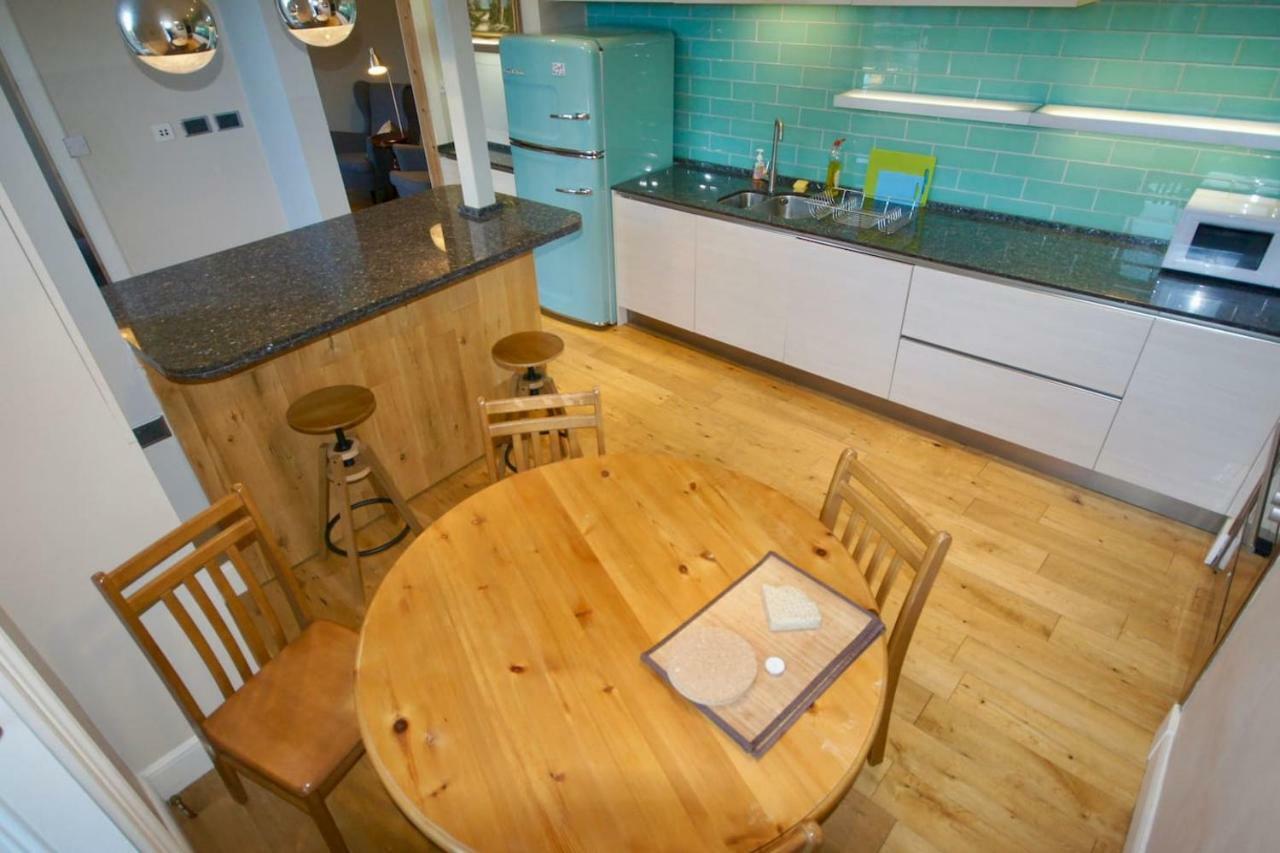 Spacious 2 Bed Apt Next To Royal Mile & Waverley Edinburgh Bagian luar foto